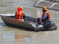Трупы трех мужчин вытащили из воды спасатели на новогодние праздники в Ставропольском крае