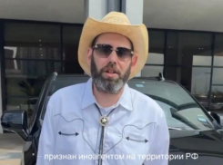 Пятигорский комик-иноагент Семен Слепаков* избавляется от последнего бизнеса в РФ