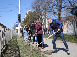 В Ставрополе прошел первый общегородской субботник