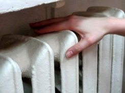 В Ессентуках прорвало теплотрассу: ведутся ремонтные работы