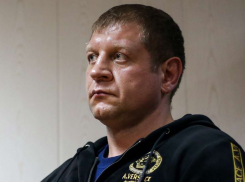 Кисловодский мировой суд оставил Александра Емельяненко без водительских прав