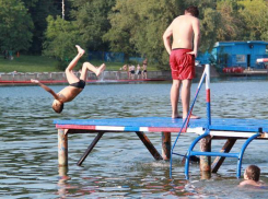 На Новопятигорском озере спасли пьяного тонувшего мужчину