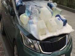 Житель Ставрополя защитил автомобиль от града с запоздалой реакцией