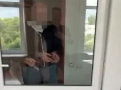 Сбившего насмерть женщину в Невинномысске бизнесмена взяли под стражу