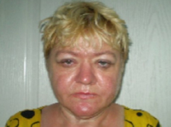 Женщина в черной шляпе и пуховике пропала без вести на Ставрополье