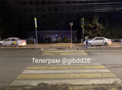 Перелом черепа и таза получила 51-летняя ставропольчанка после встречи с легковушкой