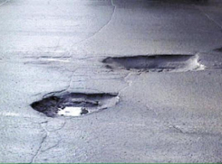 Вместе со снегом «растаял» и асфальт в Невинномысске