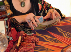 Пьяная бомжиха-рецидивистка под видом снятия порчи украла золото у жительницы Ставрополья