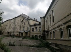 Недостроенный санаторий за миллиард рублей выставили на продажу на курортах КМВ 