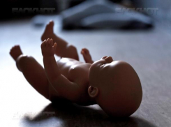 Уронившей на пол грудного ребенка матери вынесли приговор в Ессентуках