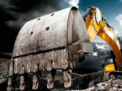 Двое мужчин похитили тракторный ковш на Ставрополье