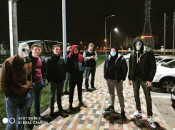 Ставропольцы разгуливают по городу в противогазах