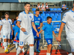 Футболист ставропольского «Динамо» Илья Кириленко: Ради эмоций после гола можно пробежать стометровку