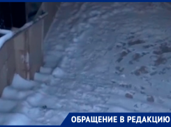 Ставропольчанка пожаловалась не неочищенный и скользкий подземный переход