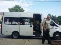Бесплатные маршрутки, о которых не знают власти, возят пассажиров по улицам МинВод