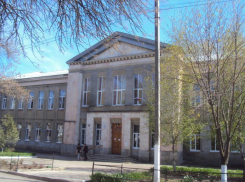 В Георгиевске подрядчик заплатил крупный штраф за просроченный ремонт школы