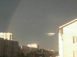 Загадочное НЛО на фоне радуги озадачило жителей Ставрополя