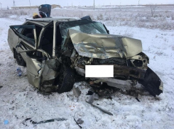 Маленькая девочка пострадала в лобовом столкновении ВАЗа и «Дэу» на Ставрополье 