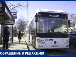 Ставропольчанка пожаловалась на работу «Крайтранса» и низкую зарплату у водителей автобусов