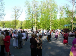 Веселые игры и конкурсы для семей ждут ставропольцев в День семьи, любви и верности в парке «Победы» 