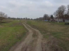 Александр Бастрыкин взял на контроль проверку информации о разбитой дороге в хуторе Ставрополья