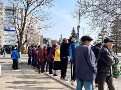 Приезд Путина на Ставрополье вызвал очереди и ажиотаж у местных жителей