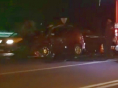 Инормарка вспыхнула после столкновения на дороге в Пятигорске