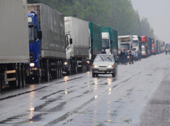 Большегрузам снова запретили ездить в Пятигорске