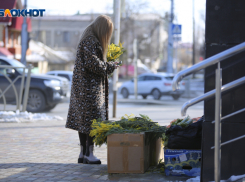 Дверь и микроскоп: ставропольчанки рассказали о необычных подарках на 8 марта