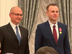 Обыскали правительство, изъяли доллары: подробности уголовного дела помощника губернатора Ставрополья