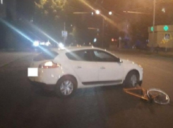 Велосипед разлетелся на две части в ДТП с «Рено-Меган» на проспекте Юности в Ставрополе