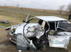 Выезд на «встречку» закончился смертельной аварией на Ставрополье