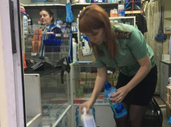  За долги по воде арестовали весь товар в магазине бытовой химии на Ставрополье 