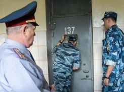 Пять лет «строгача» получили сотрудники ставропольской колонии за помощь террористам