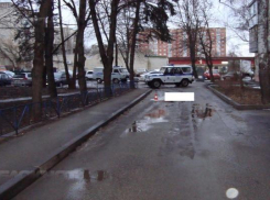Полиция разыскивает очевидцев наезда мусоровоза на пешехода во дворе Ставрополя