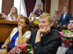 Именные стипендии получили лучшие студенты и школьники Ставрополя