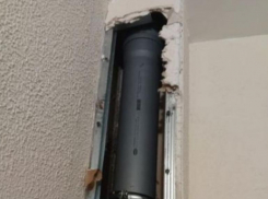 Разрушенную трубу на проспекте Кулакова в Ставрополе заменили ночью