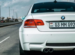 Сенаторы обратились в правительство РФ с просьбой о льготах для владельцев машин из Армении