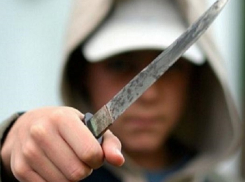 18-летний парень лишился телефона под угрозой ножа на Ставрополье