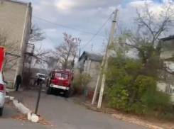 Власти не помогли жильем погорельцам после пожара и обрушения дома в Минводах 