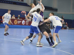 Дали бой в «берлоге»: гандболисты ставропольского «Виктора» в Чехове бились на равных с «медведями»
