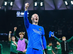 «Меня не сломать»: ставропольский вратарь «ПСЖ» получил травму в ходе эпической серии пенальти