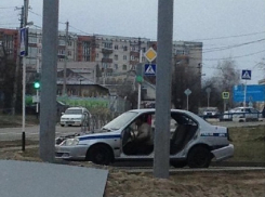 Водителя полицейского автомобиля без дверей и стекол разыскивают в Ставрополе