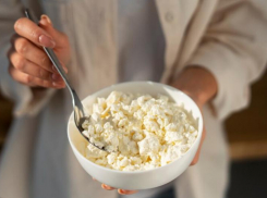 Творог неизвестного происхождения попал на полки магазина в Ставропольском крае