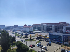 На дым и запах гари массово жалуются жители разных районов Ставрополя 