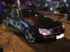 Два человека пострадали при столкновении «Мерседеса» и «ВАЗа» в Кисловодске