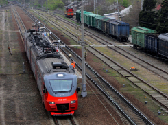 Дополнительные поезда на юг: как добраться до Кисловодска на длинные выходные из Ростова