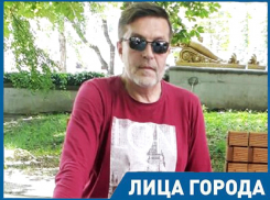 Необычный ставропольский стоматолог лечит музыкой и пишет своим пациентам рассказы