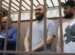 Причина попытки смены меры пресечения для фигуранта дела Арашуковых — сбой в системе суда