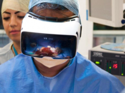 В Ставрополе хирург провел операцию в очках виртуальной реальности